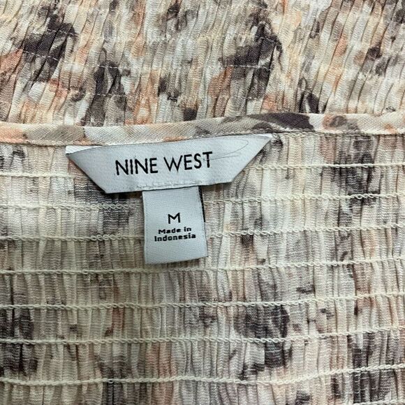 NINE WEST Short Sleeve Blouse - Picture 4 of 6